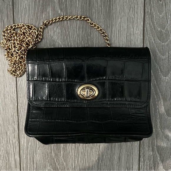 COACH Chain Embossed Black Crocodile Leather Bag - Picture 5 of 14